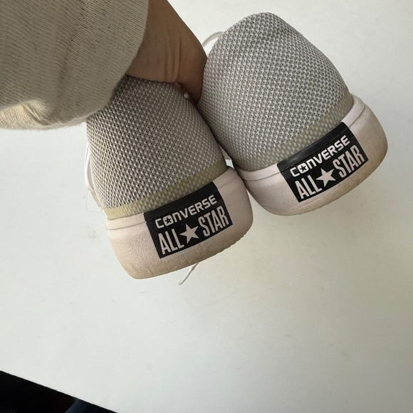 CONVERSE Mens 10 Silver Gray White Low Top Casual Lace Up Sneakers Box 1A - Picture 3 of 5